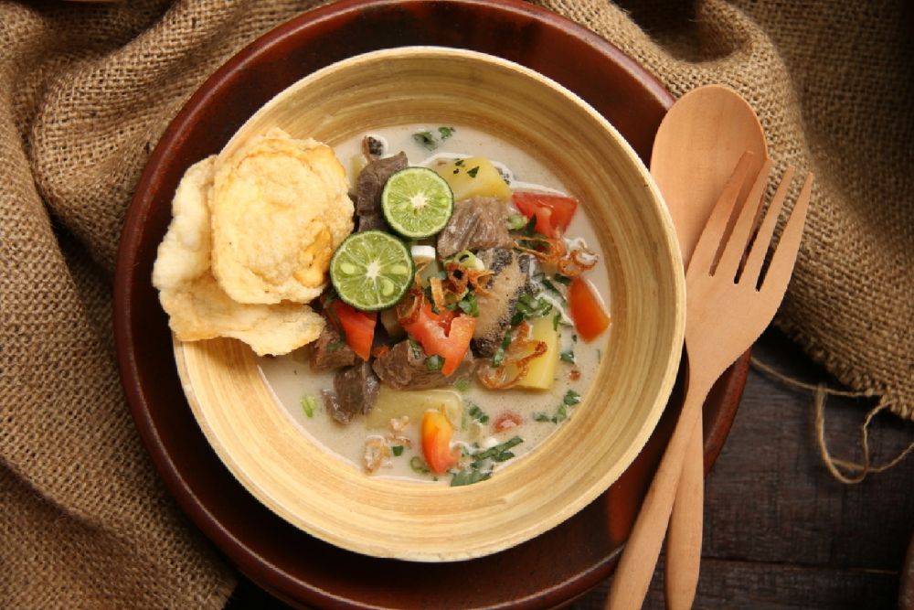 5 Resep soto rumahan dengan bumbu rempah lengkap, masaknya gampang