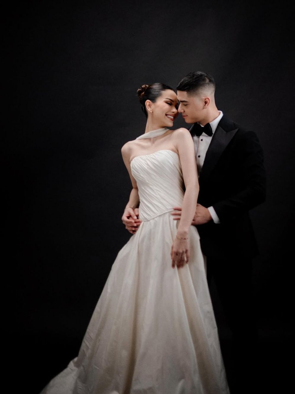 9 Potret prewedding Al Ghazali dan Alyssa Daguise, konsep pemotretannya simpel tapi elegan