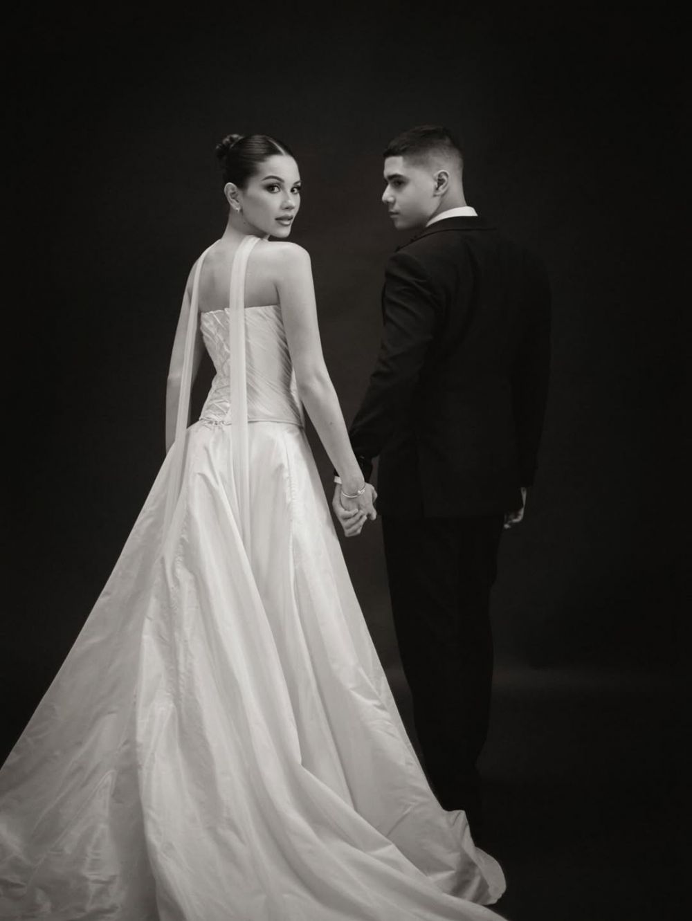 9 Potret prewedding Al Ghazali dan Alyssa Daguise, konsep pemotretannya simpel tapi elegan