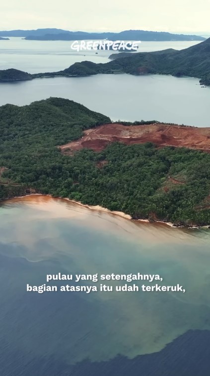 9 Potret Angela Gilsha menyusuri Raja Ampat, ungkap kondisi air laut mulai keruh