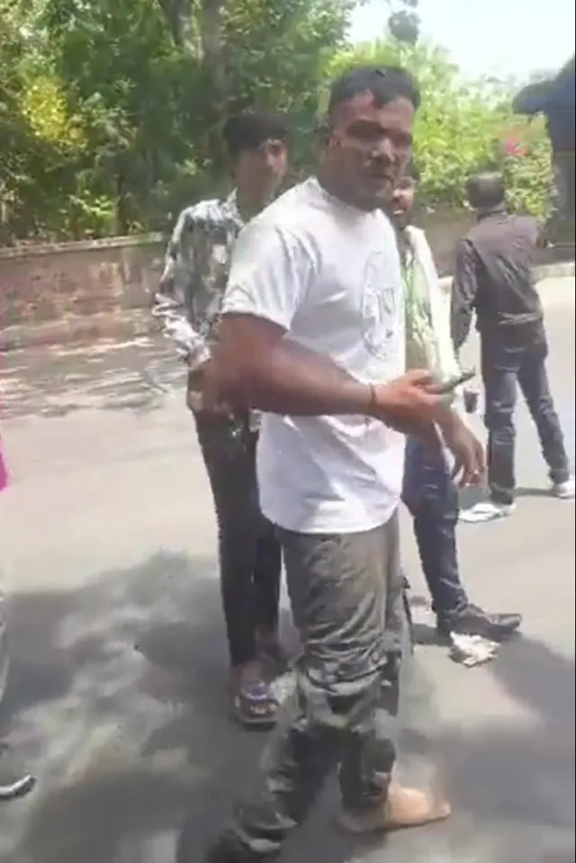 7 Fakta Vishwash Kumar lolos dari maut kecelakaan Air India, selamat usai keluar dari pintu darurat