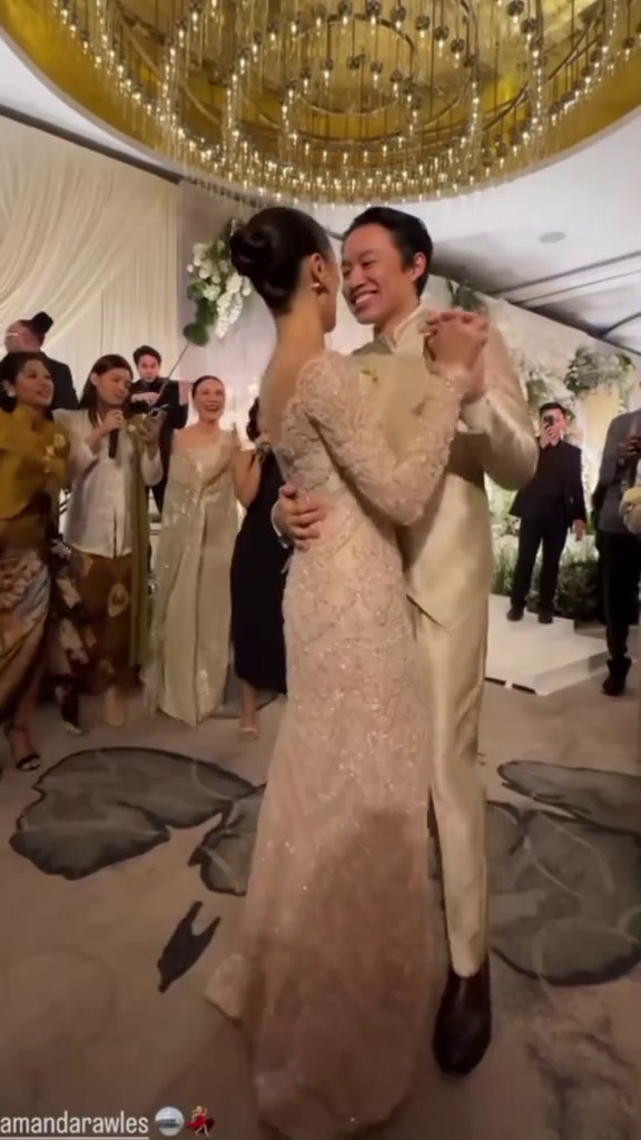Diam-diam nikah di Australia, 9 potret resepsi Amanda Rawles dan Adriel Susanteo digelar di Indonesia