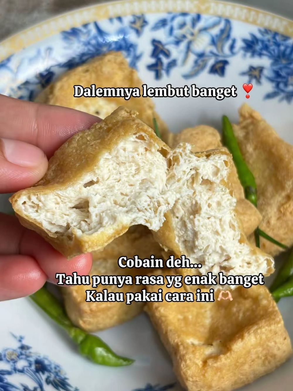 Penggemar gorengan merapat, ini cara mudah bikin tahu goreng yang dalemnya selembut tahu susu