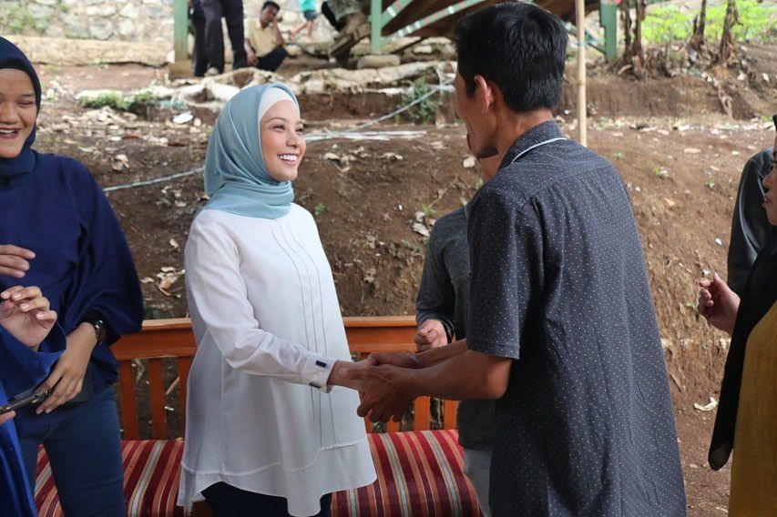 Wanita berambut cepak jadi model klip Sephia Sheila On 7 kini anggota DPR RI, ini 8 potret terbarunya