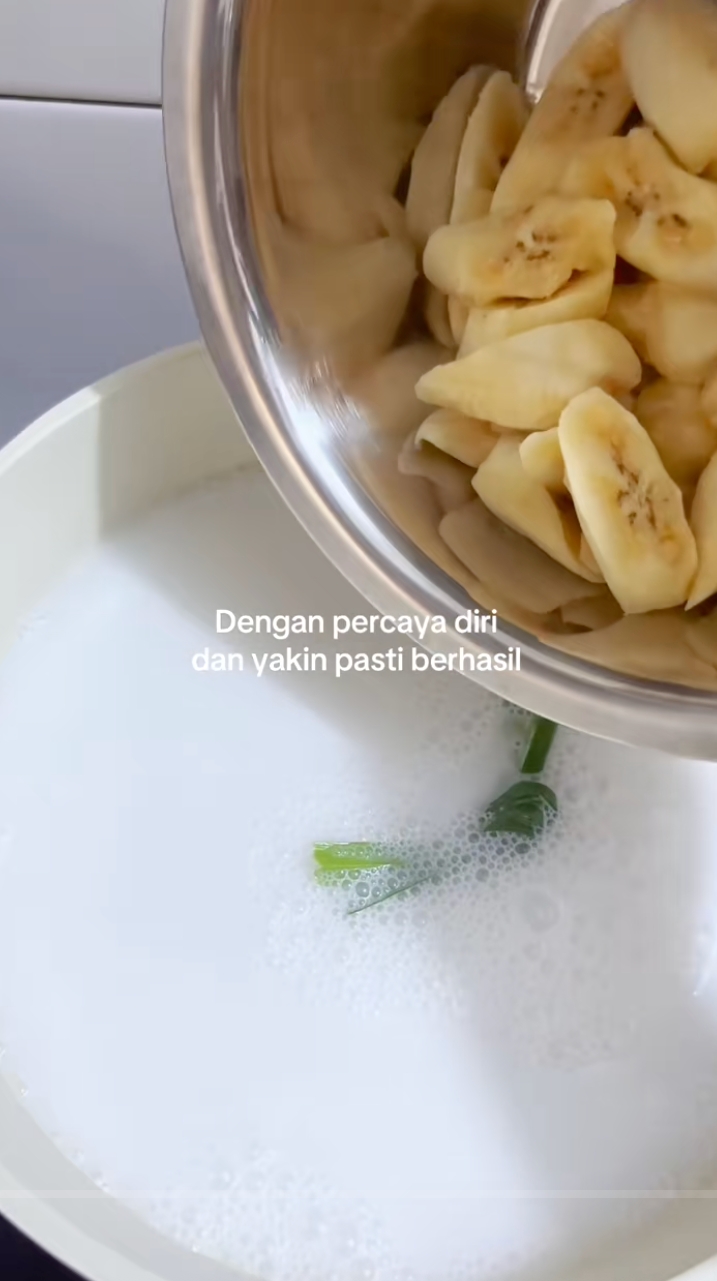 Cara benar masak kolak ubi warna-warni, jangan lakukan ini kalau ogah kuahnya berubah warna