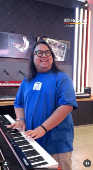 Meninggal dunia di usia 25, ini 9 profil musisi Gustiwiw, pernah jadi produser lagu milik Sal Pribadi