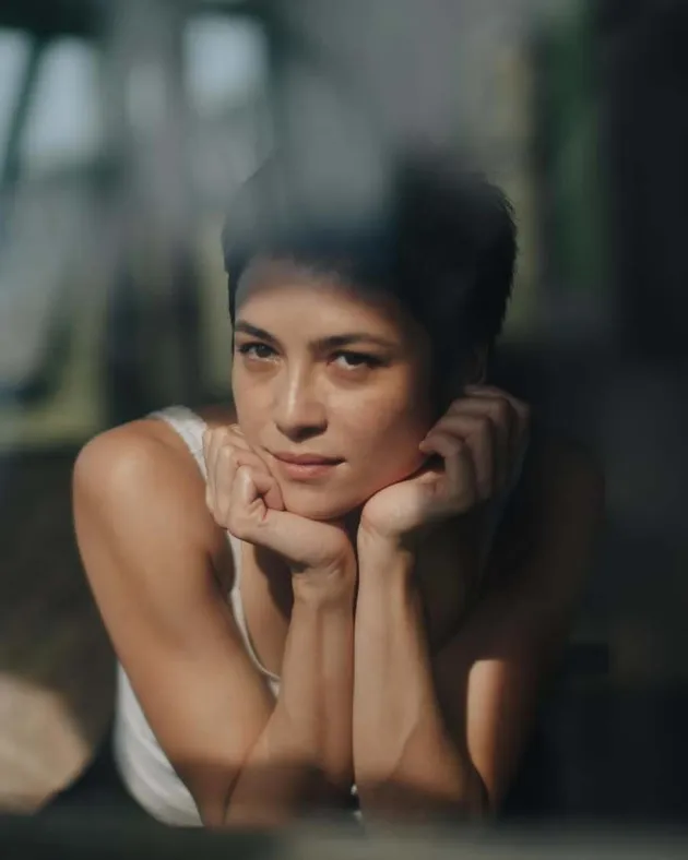 Bintang video klip Dua Sejoli Dewa 19 kini jadi model di New York, begini 11 potret terbarunya