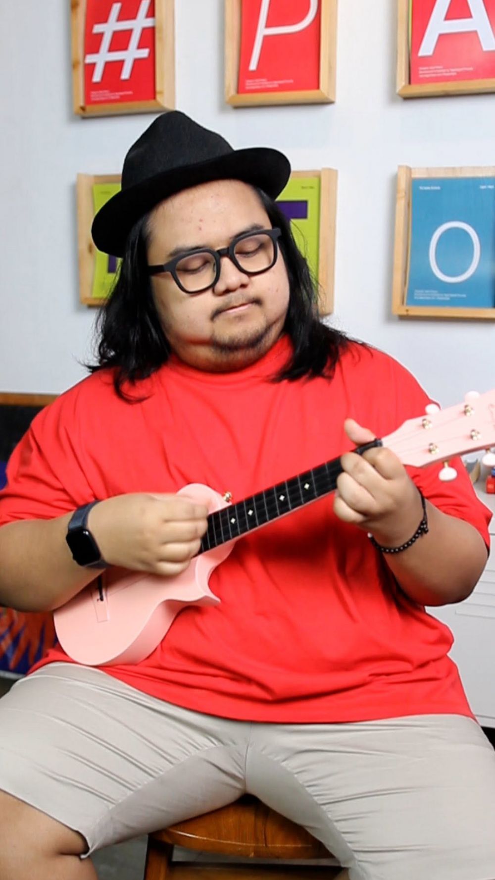 Bersahabat lama dengan Gustiwiw, Kunto Aji ungkap proyeknya bareng sang musisi terpaksa kandas