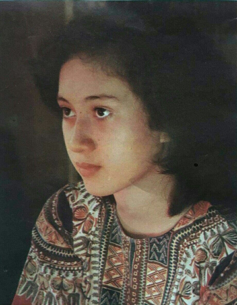 Potret wajah polos 10 seleb era 80-an saat remaja, kecantikan Lydia Kandou disebut mirip Kajol