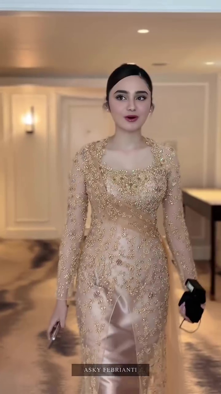Pesonanya curi perhatian, 7 detail makeup Syifa Hadju di pernikahan Al-Alyssa ini flawless
