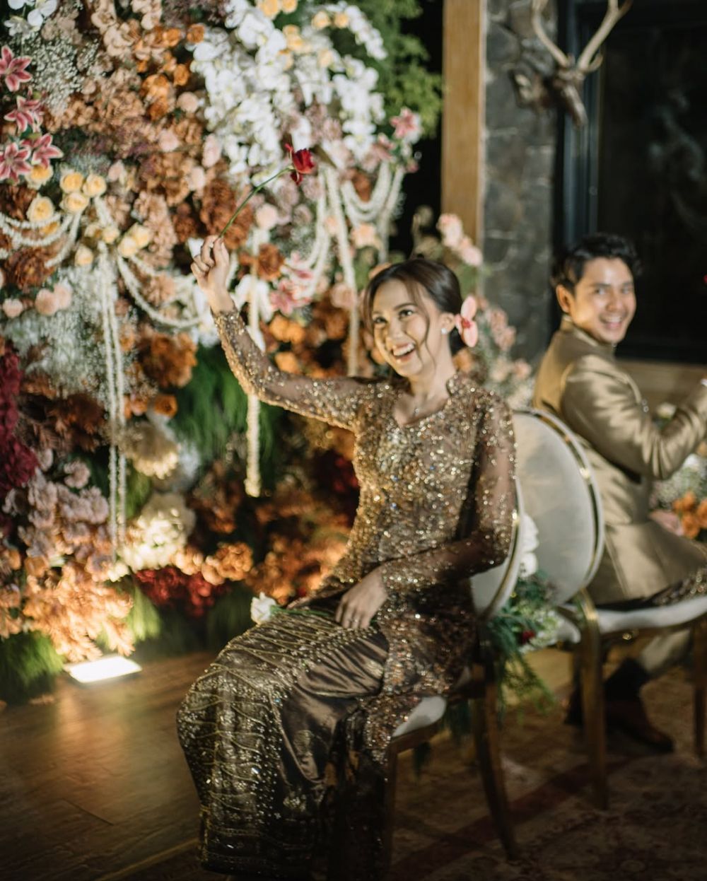 Pacaran selama 4 tahun kini siap menikah, ini 9 potret lamaran Arbani Yasiz dan Raissa Ramadhani