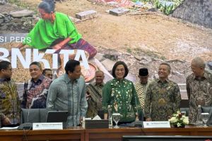 Penyaluran bansos masih lambat, Kemenkeu sebut ini sebagai biang keroknya