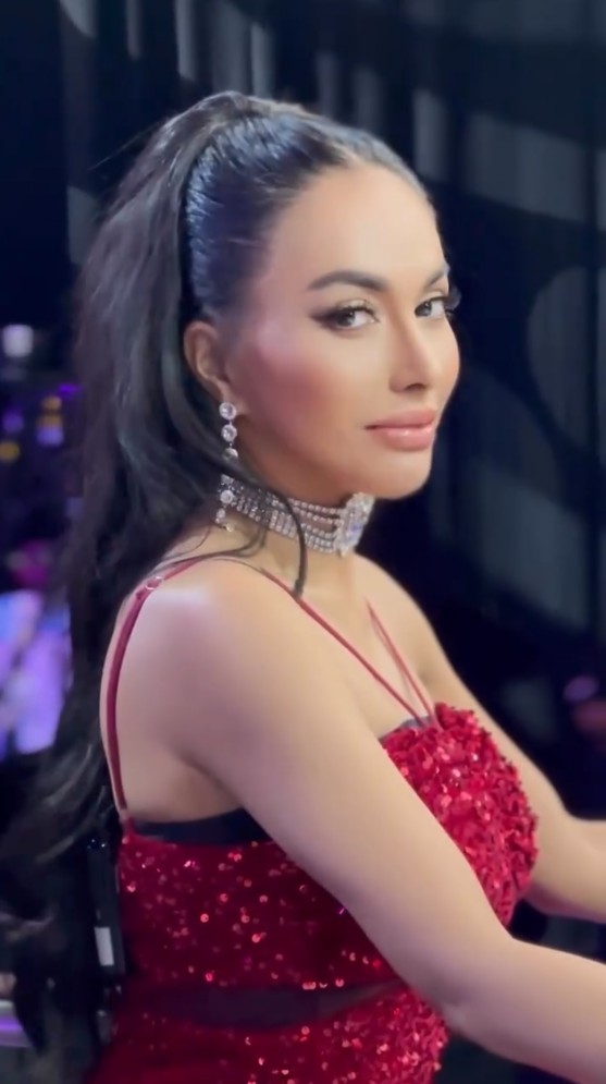 9 Potret terbaru Denada setelah tiga kali operasi plastik, tampilannya kini bikin lupa wajah aslinya