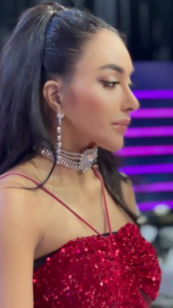 9 Potret terbaru Denada setelah tiga kali operasi plastik, tampilannya kini bikin lupa wajah aslinya