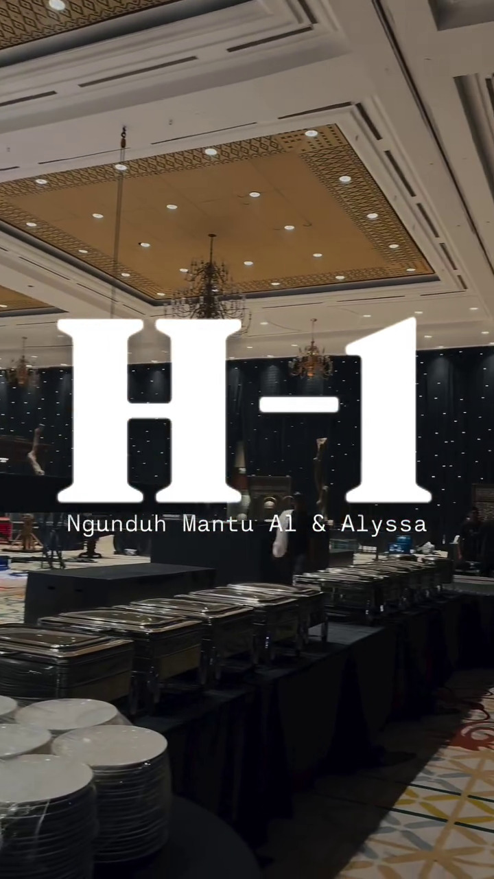 Mulan Jameela spill venue dengan panggung megah acara ngunduh mantu Al Ghazali, intip 7 potretnya 