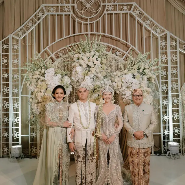 Penampakan jam tangan mewah Irwan Mussry di pernikahan Al Ghazali, harganya ditaksir lebih Rp3 Miliar