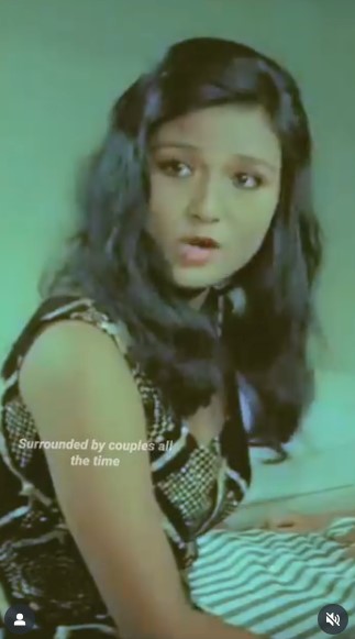 Wanita cantik ini ternyata kakak eks istri rocker legend, eksis jadi pesinetron, 9 potret lawasnya