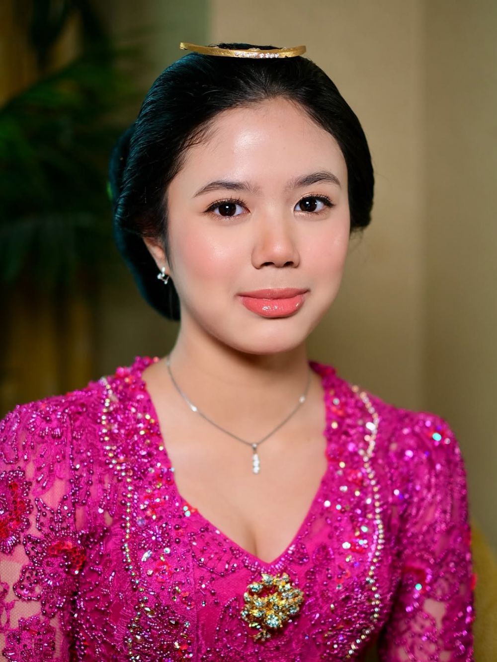 7 Detail makeup Shafeea Ahmad di acara ngunduh mantu Al-Alyssa, gaya soft glam bikin cantik menawan