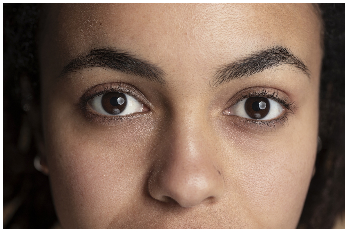 Cara hilangkan garis halus dan lingkaran hitam di bawah mata ini ampuh bermodal 2 bahan dapur