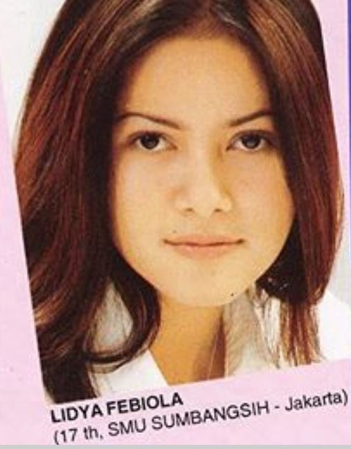 Potret jadul 11 seleb dengan alis tipis ini parasnya bikin susah kenali sosok aslinya, beda banget