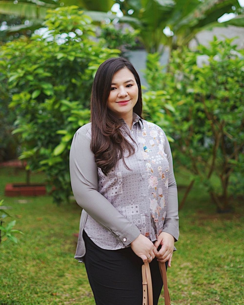 Dulu jadi ratu FTV kini vakum dari artis, 11 potret terbaru Eriska Rein usai diperistri produser