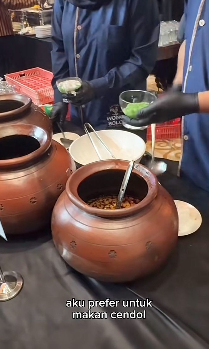 Dari Wong Solo sampai Kopi Dewa19, ini menu istimewa di Ngunduh Mantu Al Ghazali dan Alyssa Daguise