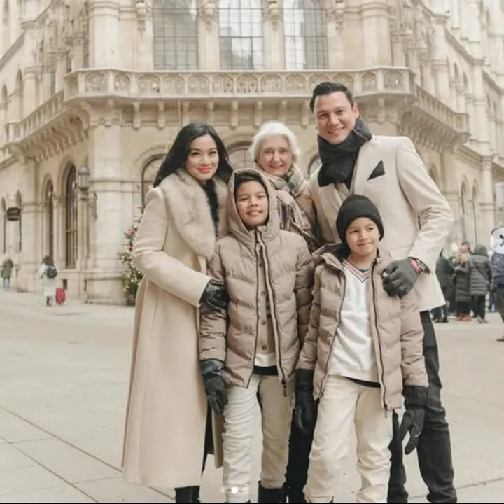 4 Artis ini punya mertua bule, terbaru Al Ghazali