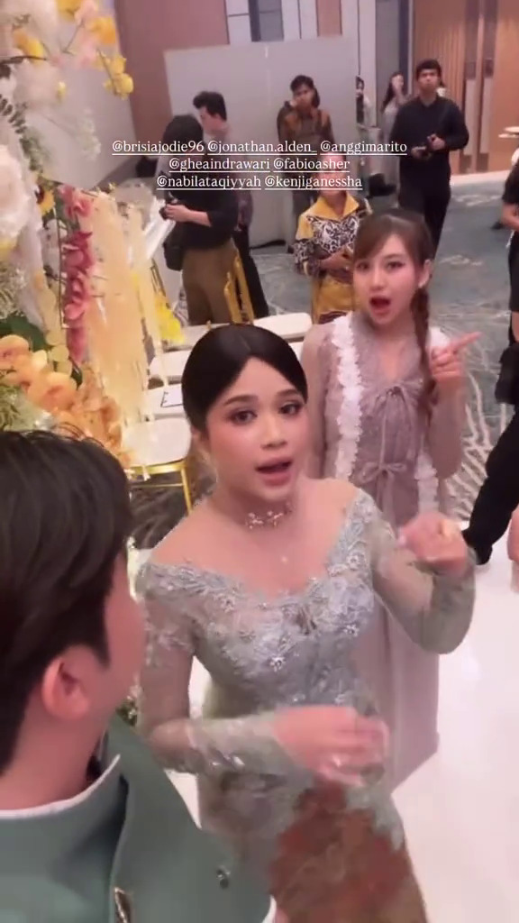 Sudah terima cincin dari Jonathan Alden di Swiss, ini 9 potret lamaran Brisia Jodie dan kekasih