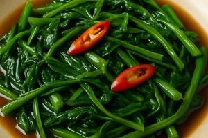 5 Larangan saat memasak kangkung yang bikin masakan gagal, wajib tahu biar tetap hijau dan renyah
