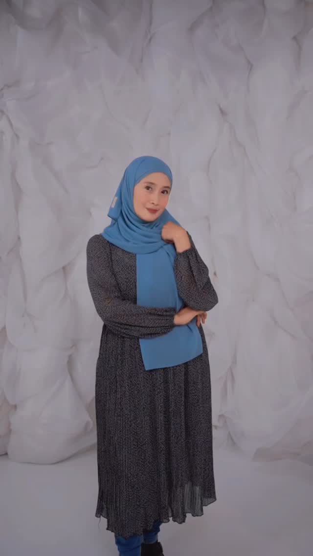 Ingat pemeran Bu Sari Tukang Ojek Pengkolan? Kini jadi pebisnis kuliner, intip 9 potret terbarunya