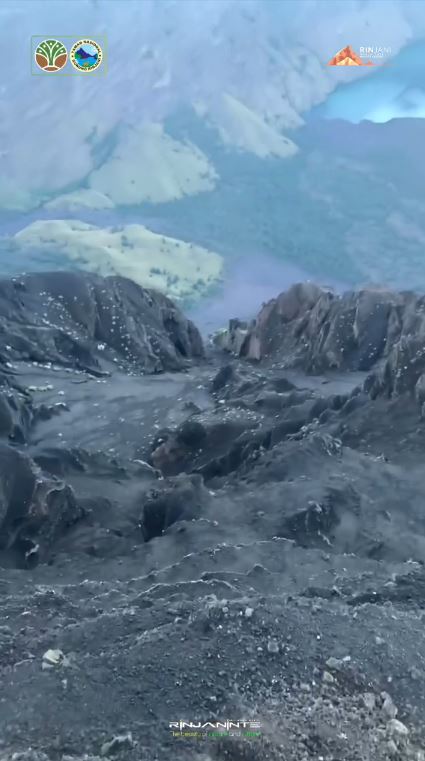 Kronologi turis Brasil jatuh ke bawah tebing Gunung Rinjani, sorotan lampu senter jadi penyelamat