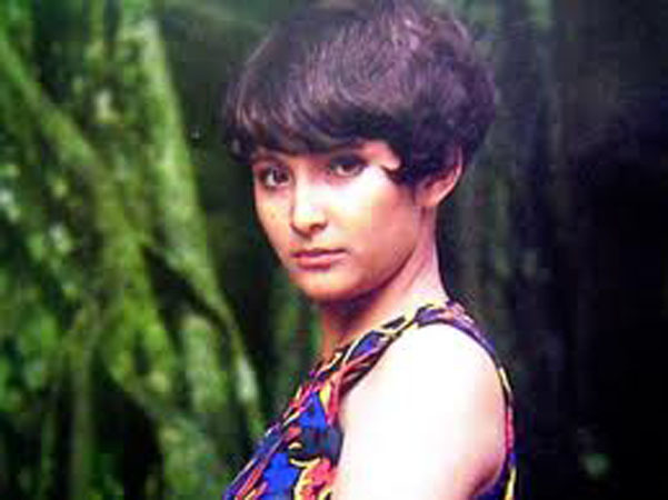 Jadi idola pada masanya, ini 11 potret lawas Inneke Koesherawati pemeran Sofia Lorong Waktu