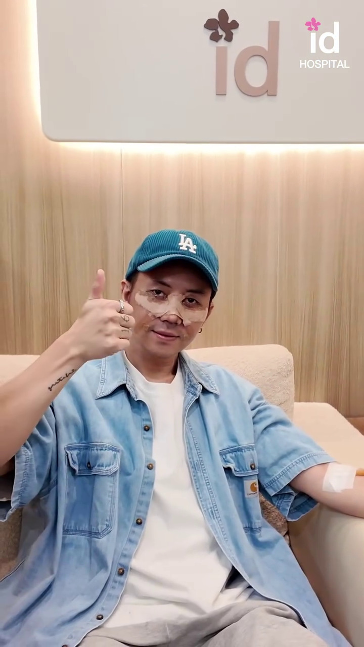 9 Potret transformasi Rafael Tan usai jalani oplas, perubahannya matanya jadi sorotan