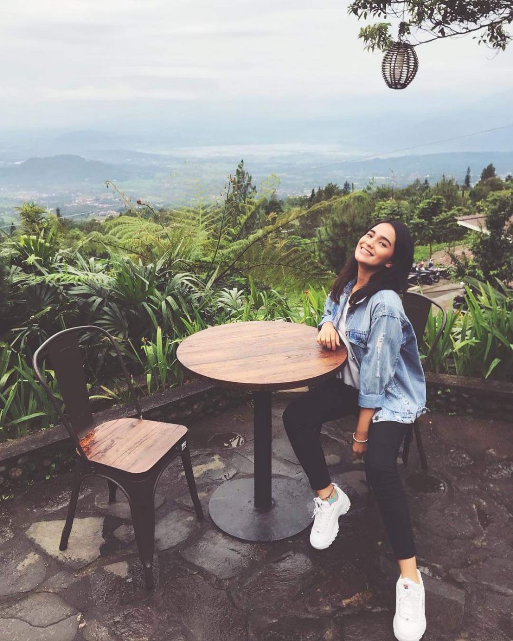 Ingat pemeran Munaroh yang naksir Ojak TOP? Ini 9 potret lawasnya yang cantik dengan gaya rambut bob