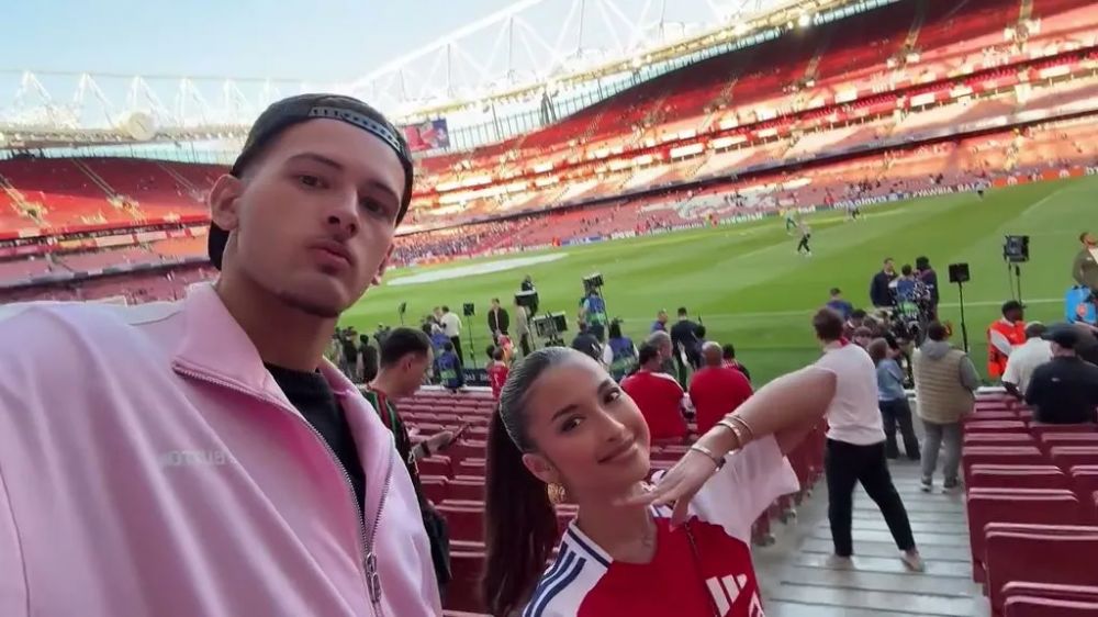 Jennifer Coppen simpan kontak Justin Hubner dengan nama ini, belum pacaran?