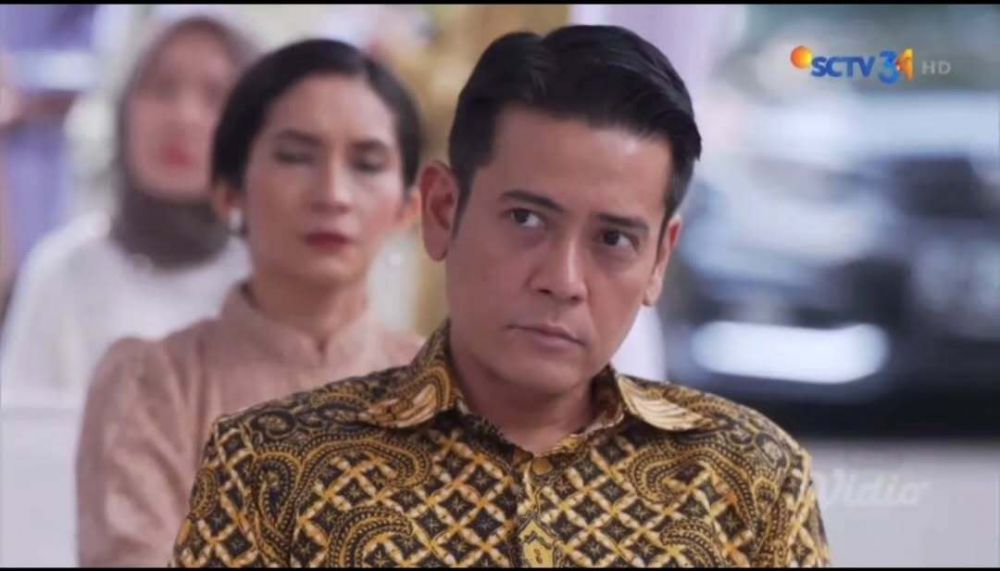 Bintang iklan pasta gigi bareng Lulu Tobing ini pernah jadi raja sinetron era 90-an, 9 transformasinya