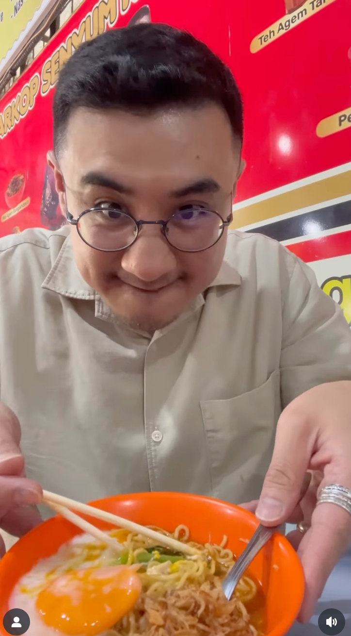 Cara bikin mi Bangladesh ala-ala warmindo Medan yang bikin bos pabrik mi Axton Salim semangat makan 