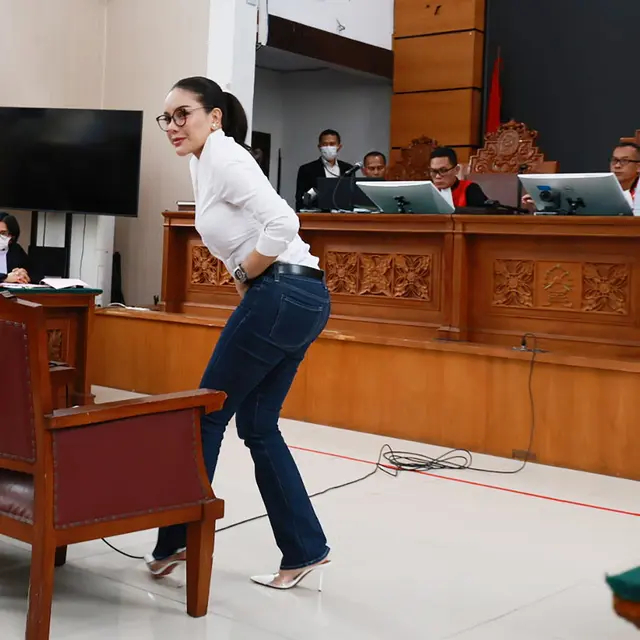 Nikita Mirzani didakwa TPPU Rp4 Miliar usai peras dokter Reza Gladys