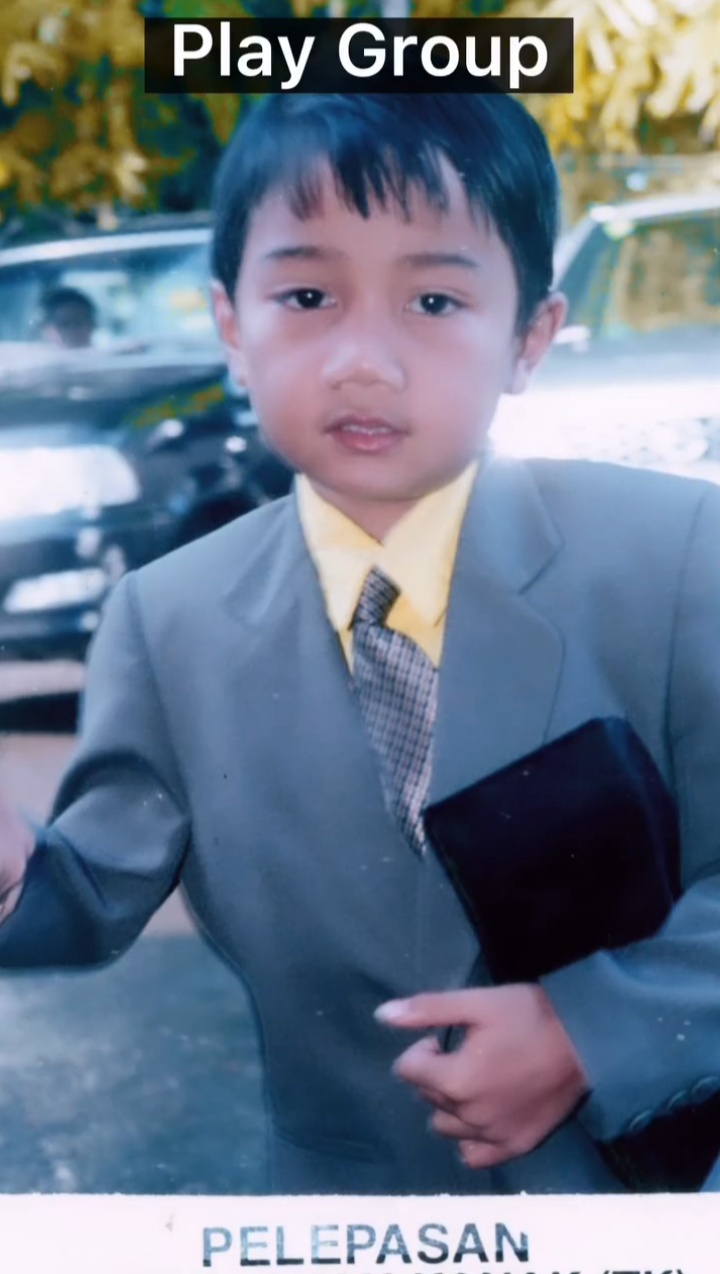 Atalia unggah Eril ultah ke-26 jika masih hidup, 11 foto lawas putra Ridwan Kamil ini bikin ikut mewek