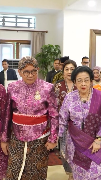 Hanifa Fadhila putri Pramono Anung dipersunting pengacara, 9 potret akad nikahnya kental adat Jawa