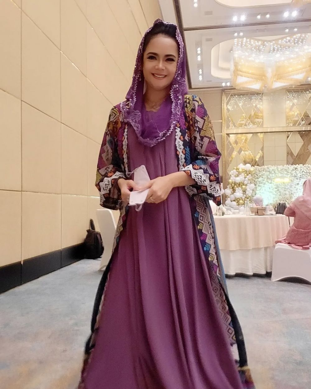 Shezy Idris banting setir jual makanan dan pakaian demi nafkahi 2 anaknya usai cerai, ini 9 potretnya