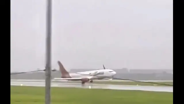 Analisis sains penyebab pesawat Batik Air mendarat miring, hujan dan angin kencang jadi faktor utama