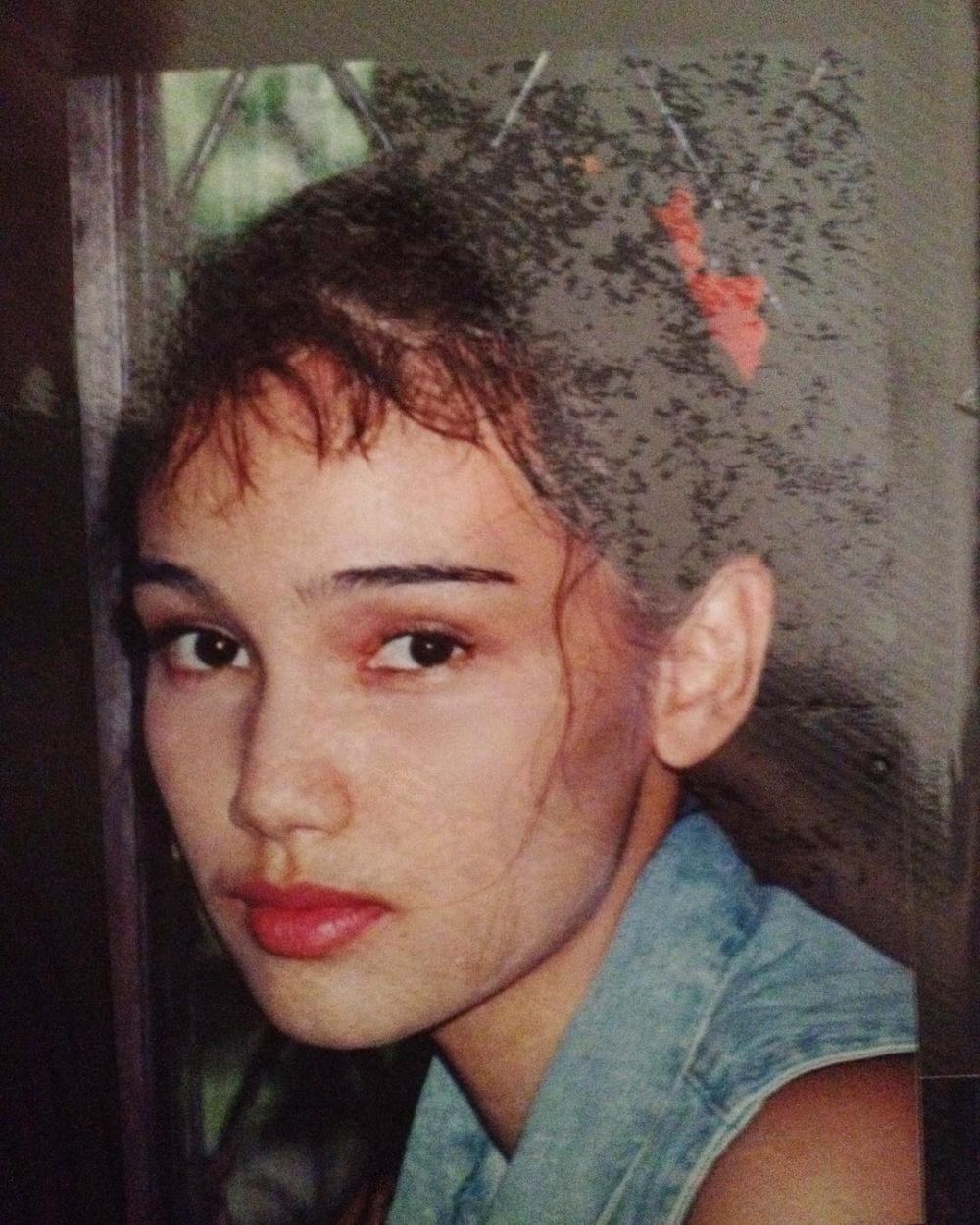 Pernah jadi primadona antagonis era 90-an, intip 7 potret lawas cantiknya pemeran Anita Tersanjung