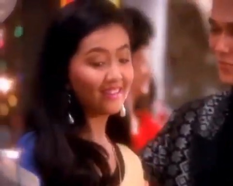 Bintang iklan rokok ini cantiknya bikin terpesona ternyata kakak Nicky Tirta, ini 11 potret lawasnya