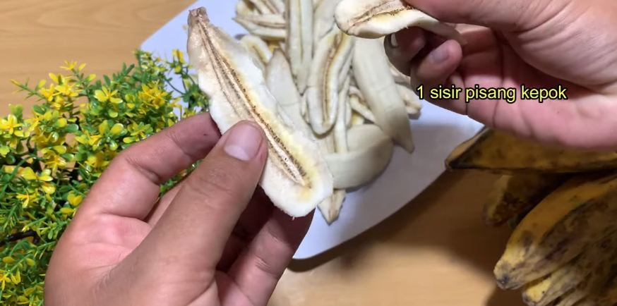 Tips bikin pisang goreng madu enak dan garing, nggak nyerap minyak