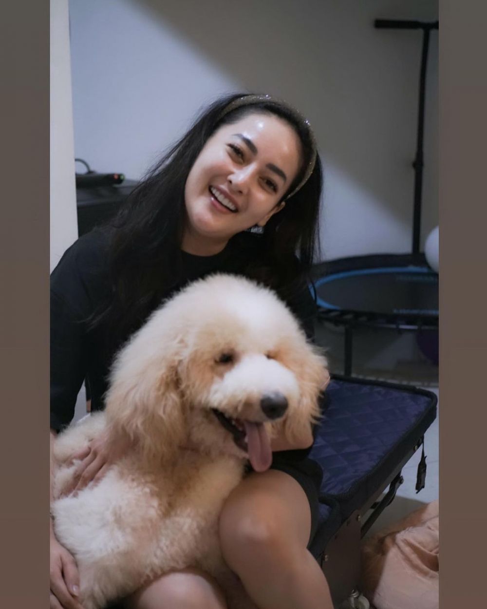 Aslinya tomboi tapi di Tukang Ojek Pengkolan tomboi, ini 11 potret terbaru Mimin yang ditaksir Mas Pur