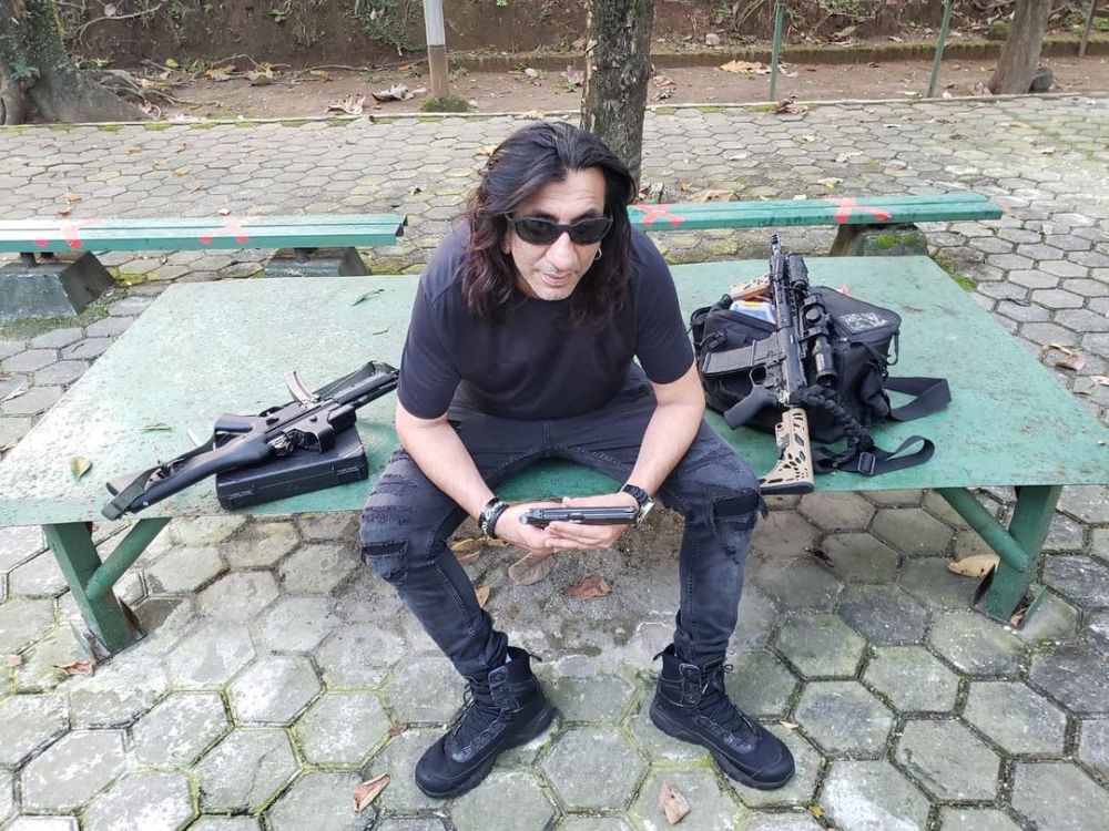 Tak banyak yang tahu, sepupu Sarah Si Doel Anak Sekolahan pernah dideportasi, ini 13 potret terbarunya