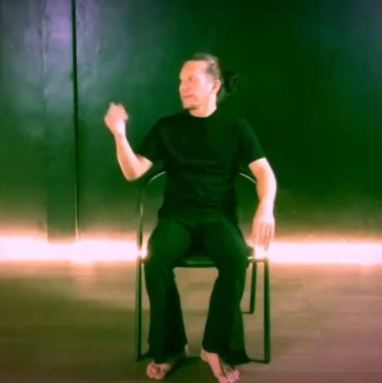 Aktor kawakan era 90-an ini kini terjun di dunia Pantomim, begini 11 potret terbarunya