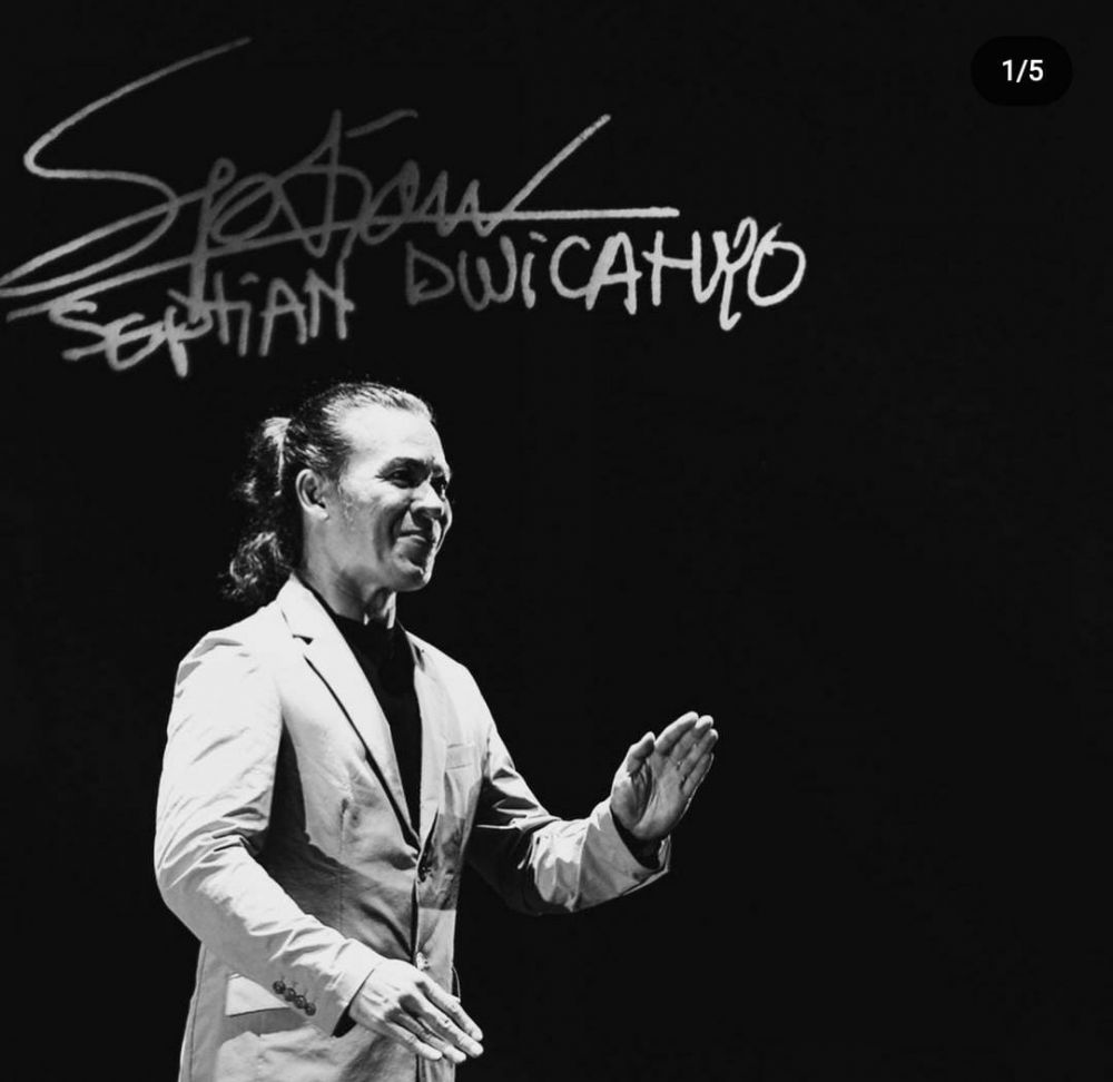 Aktor kawakan era 90-an ini kini terjun di dunia Pantomim, begini 11 potret terbarunya