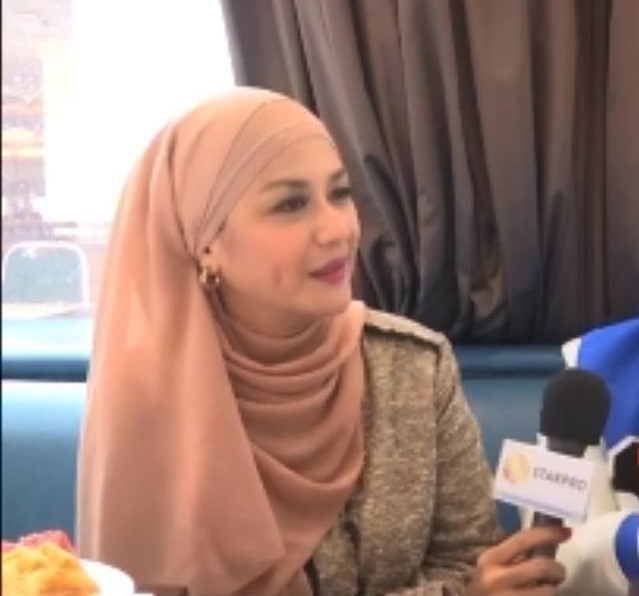 Pemeran Santi Jin dan Jun kini berhijab kian memesona, 11 potret terbaru di keseharian buat terpukau